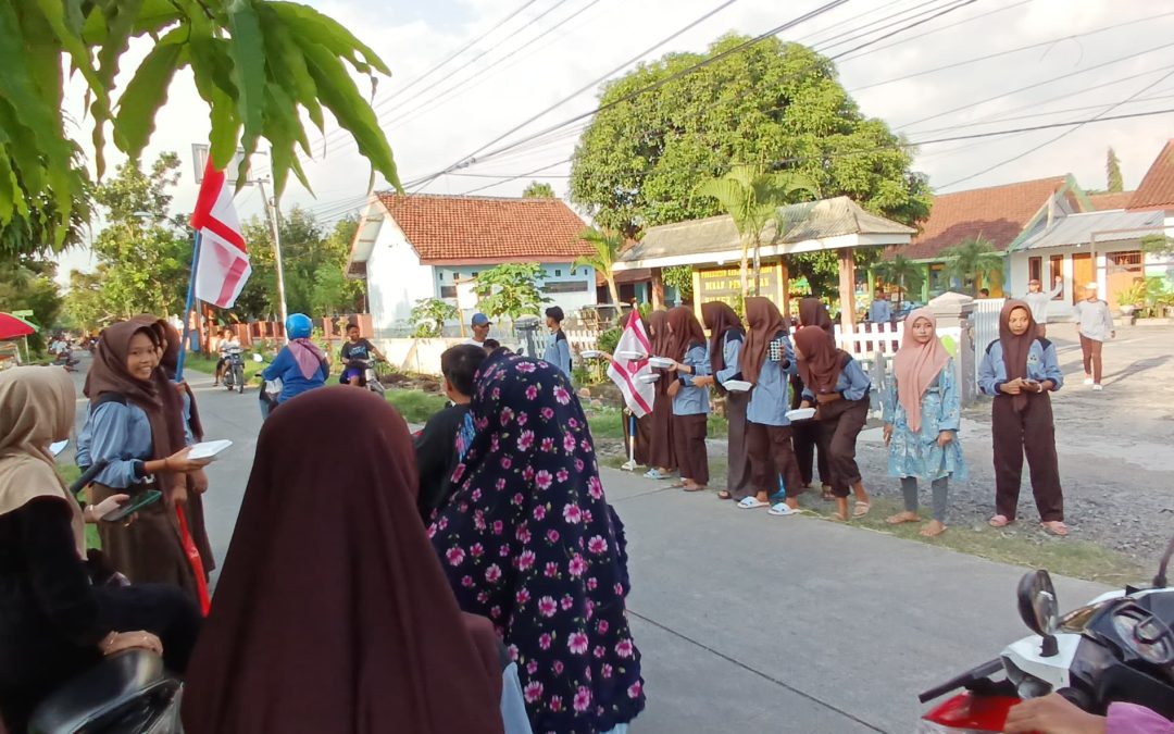Berbagi Takjil bersama siswa-siswi Pramuka SMPN 1 Plandaan